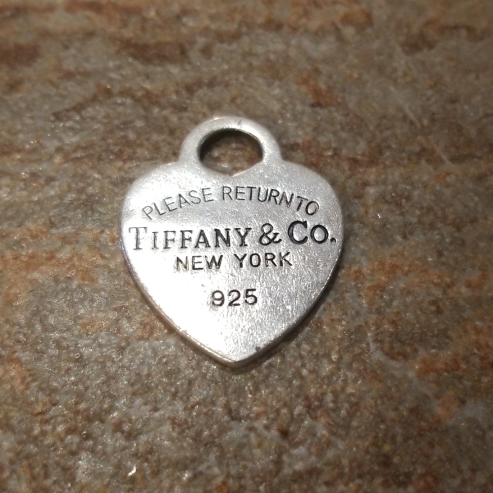 Pre loved Tiffany tag